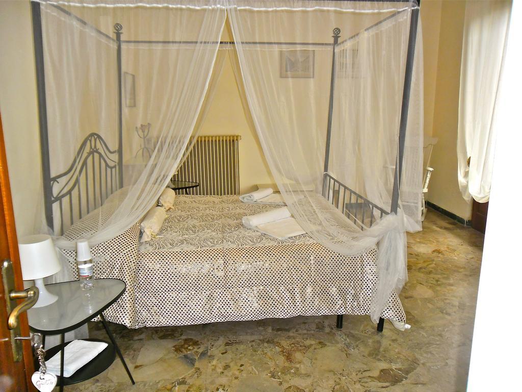 Certe Notti Bed and Breakfast Pisa Værelse billede